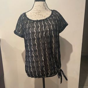 DStudio women’s top in a size small